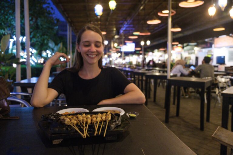 Photo impression: Food market Bandung