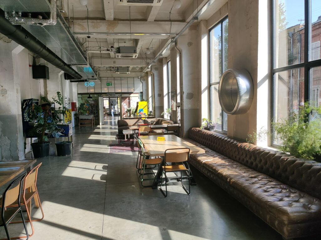 Fabrika hostel